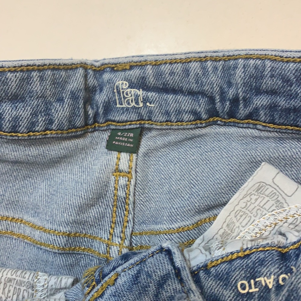 High Rise Shorts - Picture 3 of 3